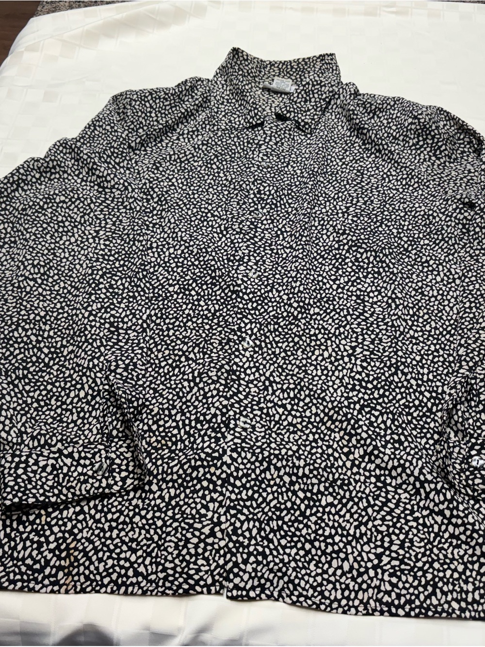 Courtenay Black and White Button-Down Shirt